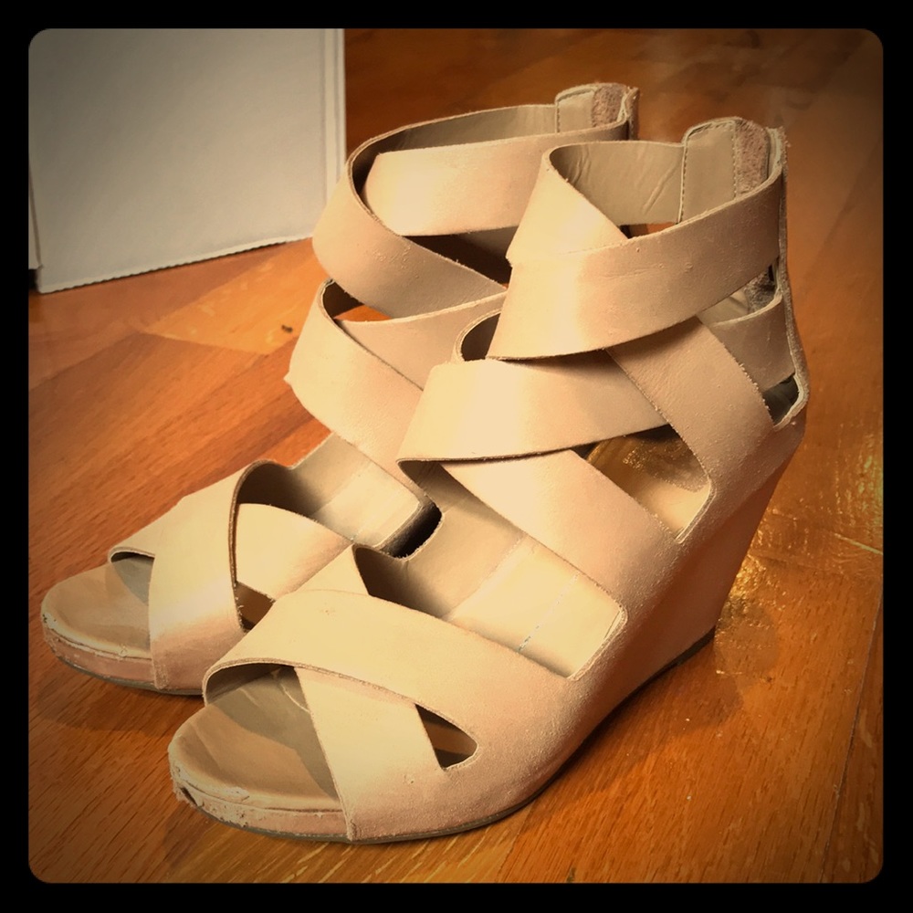Dolce Vita tan leather wedges size 7.5